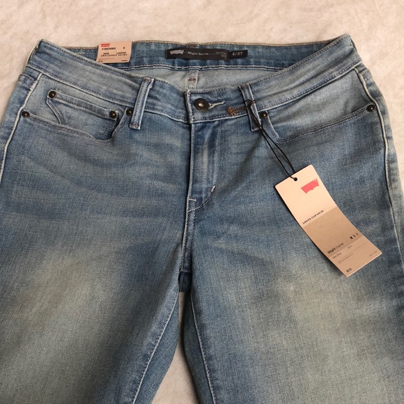 Levi's Woman’s Slight Curve Mid Rise Light Blue Slim Jeans Size 4 27X32 - Picture 6 of 13